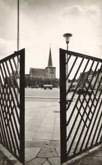 6466 - (PK-00714) - Marktplatz Kirche