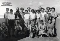 3154 - (0048) Schulausflug 1955 Lehrerin Frau Ziemens