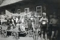 5292 - (F0676) - Rosengarten- Schule Ausflug Hasselburg 1950