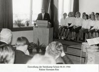 5716 - (0001) Einweihung Steinkampschule 1966