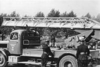 1755 - (0138) FFw Feuerwehr Drehleiter