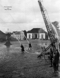 1718 - (0138) FFw Feuerwehr - Feuerschutztag 1933 Wasserprobe