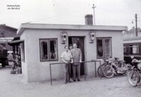 1100 - (0103) Bahnhof Stehbierhalle 1953