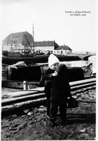 0503 - Ursula u. Helga Schwarz am Hafen 1942-43