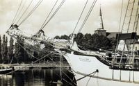 2496 - Hafen Segelboot Hanseat