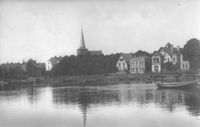 9392 - (PK-01103) - Hafen Hafensteig Kirche Fischerboot