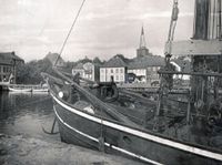 3821 - (PK-00345) - Hafen Westseite Segler 1943