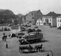 6502 - (0182) Mai 1945 Marktplatz