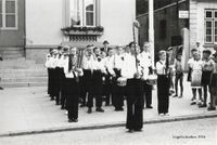 8476 - (0020) Spielmannszug Marktplatz 1954