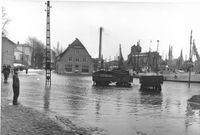 0338 - (0001) Hafen Hochwasser 1954